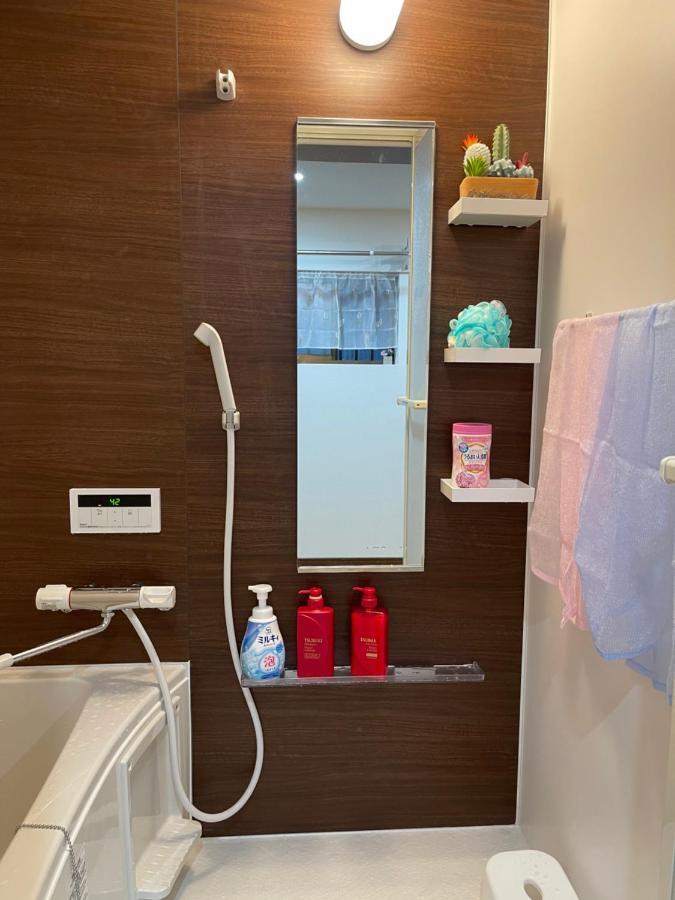 Namba Shinsaibashi 10 Mins Reiko Guest House Осака Екстериор снимка